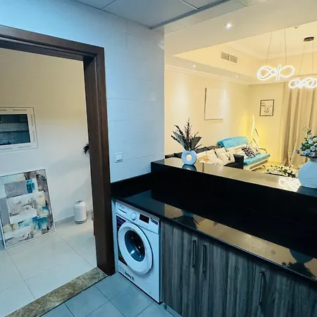 Modern Accommodations In Dunya Dubai'S Heart, Dubai Mall, Dubai Fountain And Burj Khalifa Getaway, Spectacular Views, 3-5 Minutes To Dubai Mall, Dubai Fountain & Burj Khalifa Exterior photo
