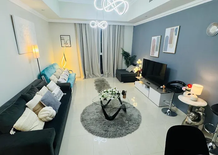 Modern Accommodations In Dunya Dubai\'S Heart, Dubai Mall, Dubai Fountain And Burj Khalifa Getaway, Spectacular Views, 3-5 Minutes To Dubai Mall, Dubai Fountain & Burj Khalifa